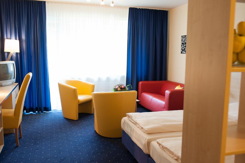 Staymunich Serviced Apartments Room photo